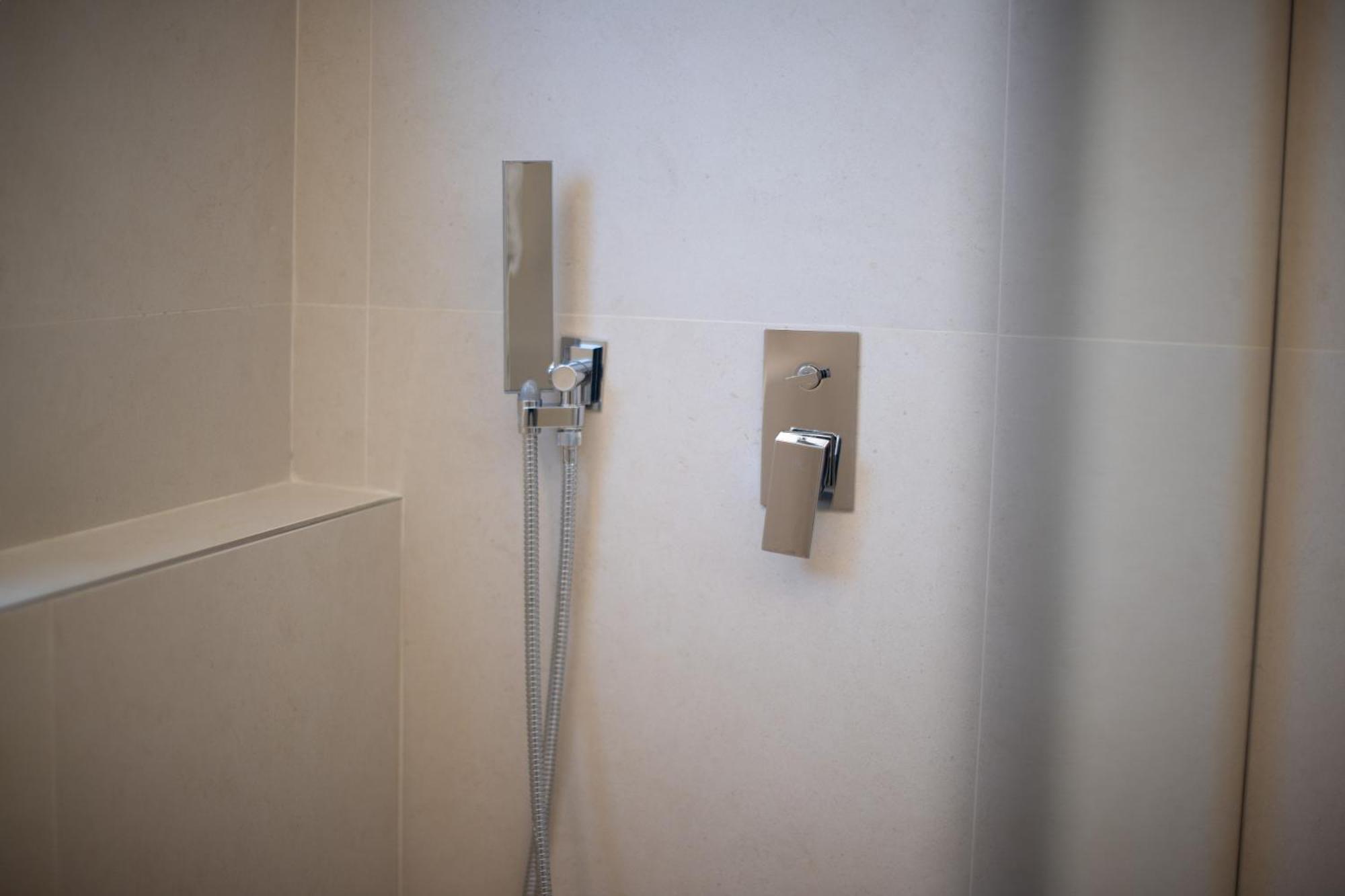Ginger Home Studio Tiranë Luaran gambar